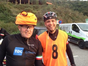 uformel stemning når Tikiøb og Rolf agerer cykelguider